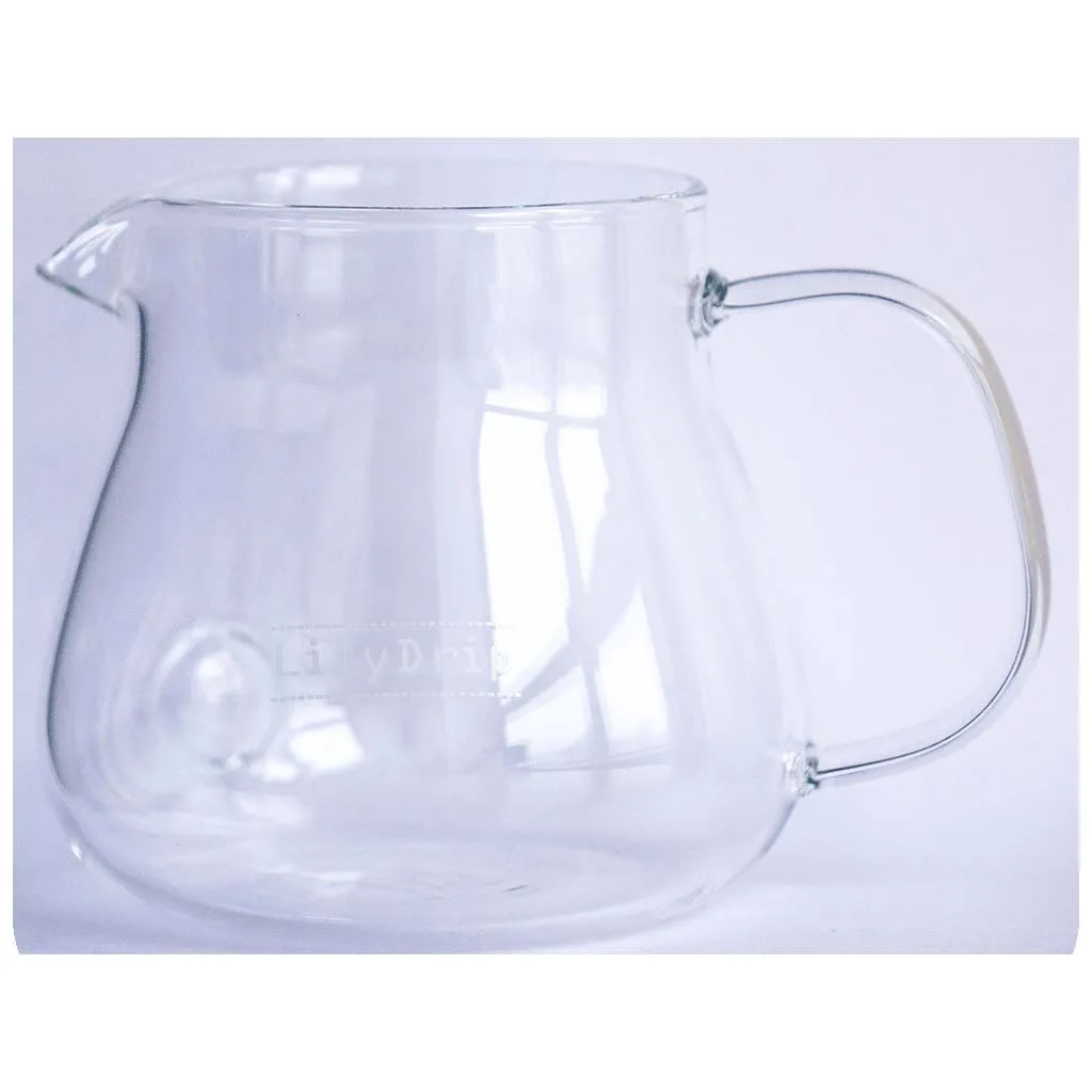 سرور و فنجان های آروما لیلی دریپ